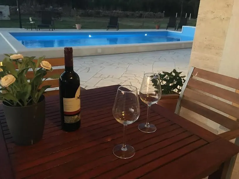 Baskarad House Holiday home Vodnjan