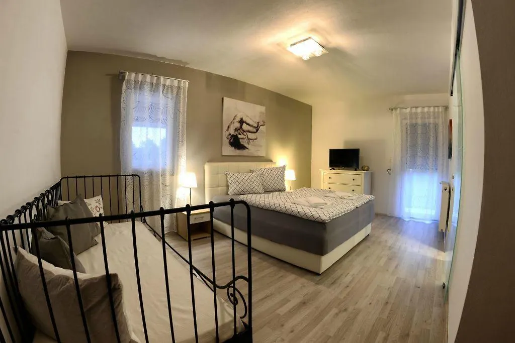Baskarad House Holiday home Vodnjan